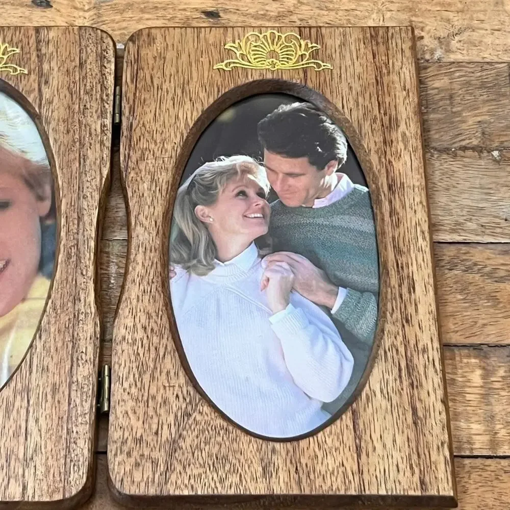 Vintage Carved Wooden Hinged Double Photo Frame Fits 3.5